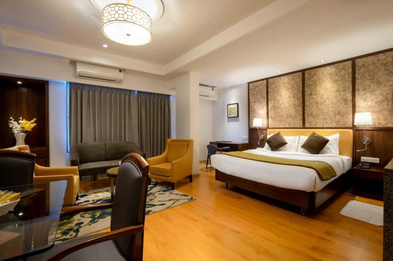 Hotel Western Court Boisar Eksteriør billede